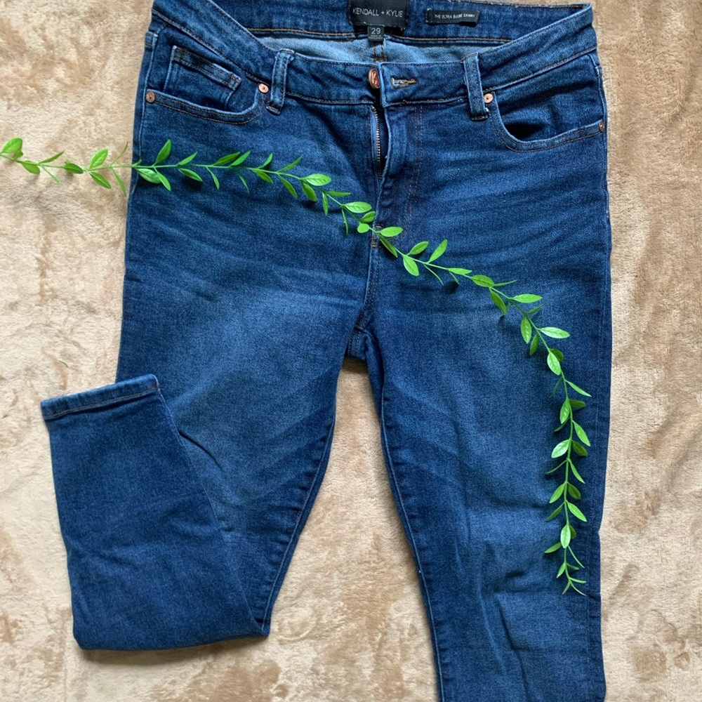 Kendall & Kylie skinny jean